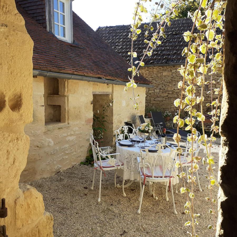 Le Manoir De Carlucet Gite Saint-Crepin-et-Carlucet Exterior photo